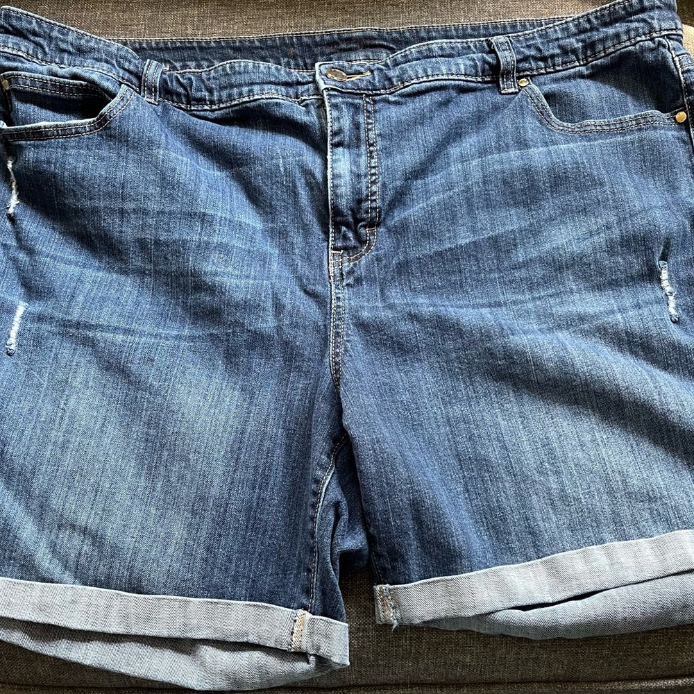 Jennifer Lopez Medium Blue Jean Shorts 22W